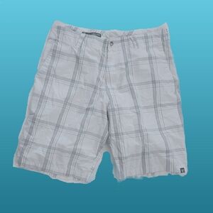 Univibe White Plaid Men's Cargo Shorts